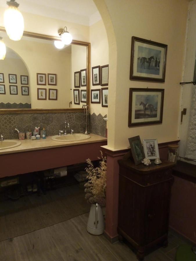 B&B La Gallinella Rossa Baschi Luaran gambar